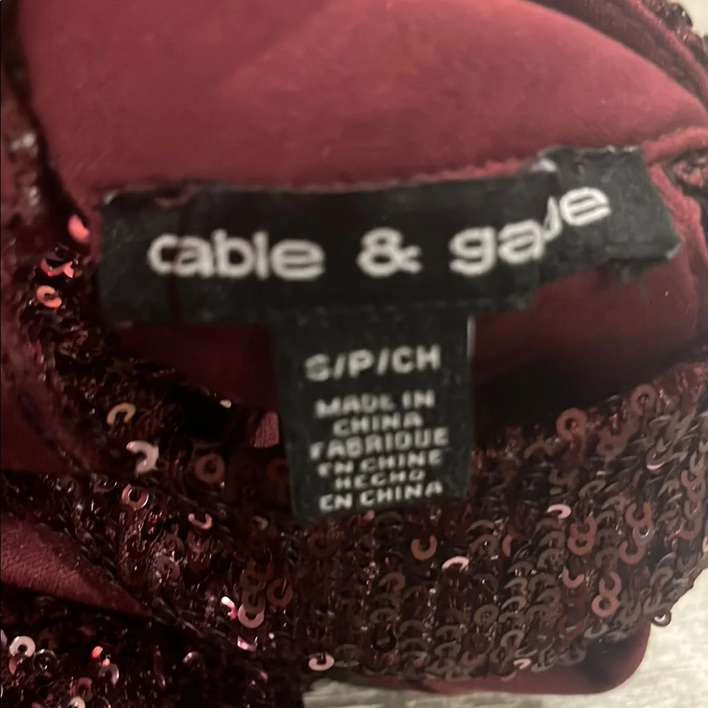 Women’s Cable & Gauge Burgundy Sequin Halter Top Size Small - Picture 3 of 12